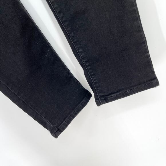 Levi's Skinny 711 Women's High Rise Slim Fit Skinny Jeans Size 32 Black Stretch - Picture 3 of 9